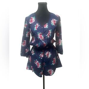 Mimi Chica Navy Floral Romper S EUC